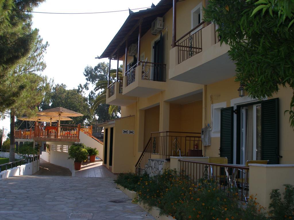 Michalis Place Apartments Васілікі Екстер'єр фото